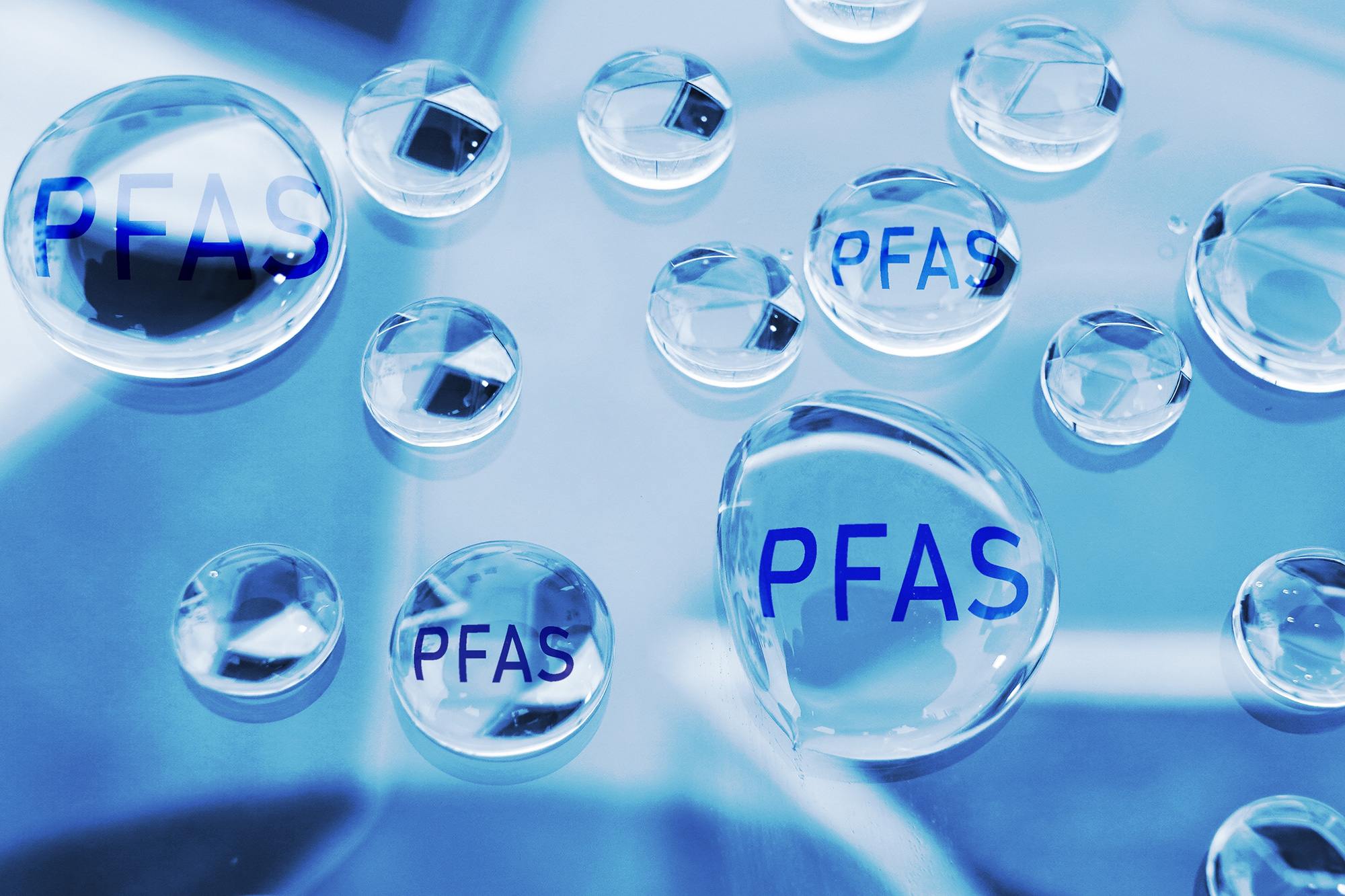 เครื่องกรองน้ำแบบใหม่ขจัด “สารเคมีตลอดกาล” ที่ยากต่อการจับได้ถึง 98%