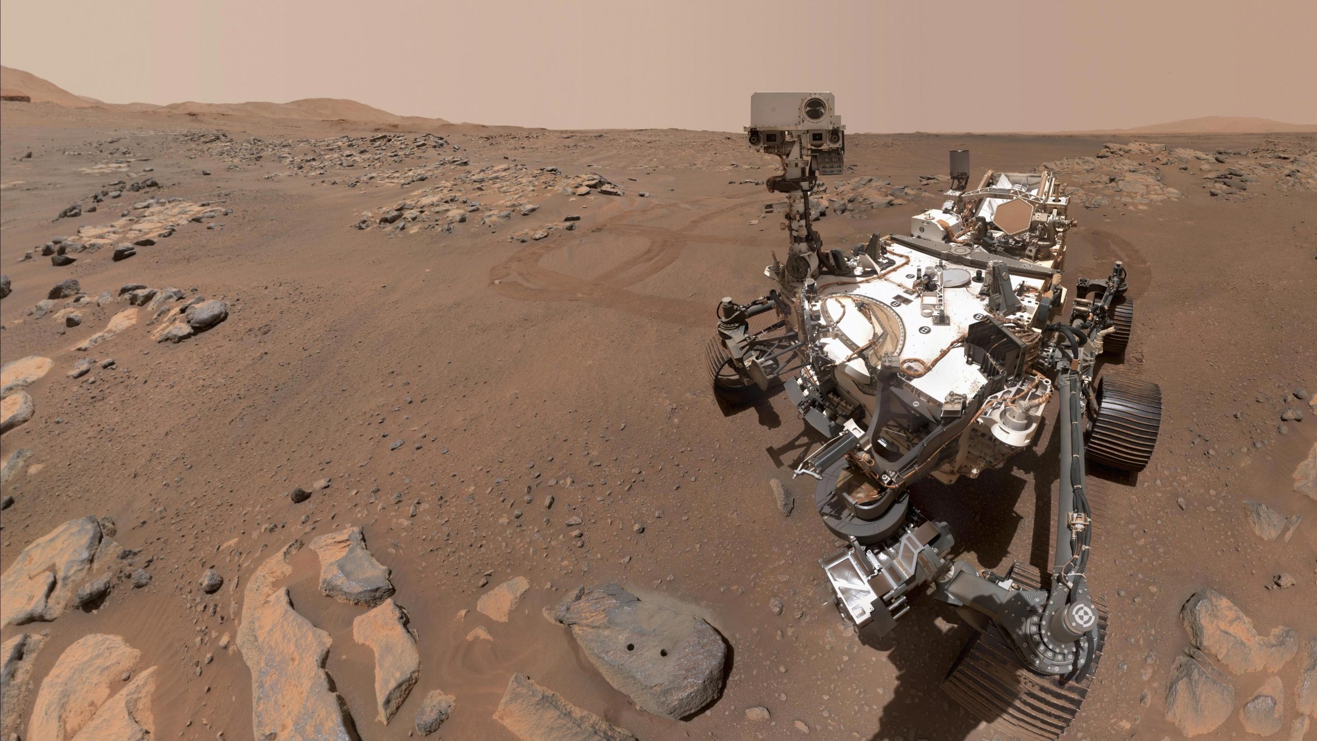 เร่ร่อนด้วยความเพียร: ดู NASA Mars Rover และ Helicopter Helicopter ในสหรัฐอเมริกาทัวร์